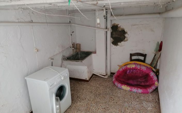 Image No.15-3 Bed House for sale