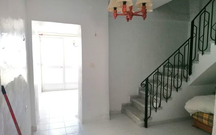 Image No.18-3 Bed House for sale