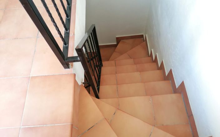 Image No.25-3 Bed House for sale