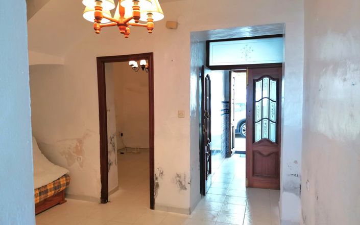 Image No.4-3 Bed House for sale