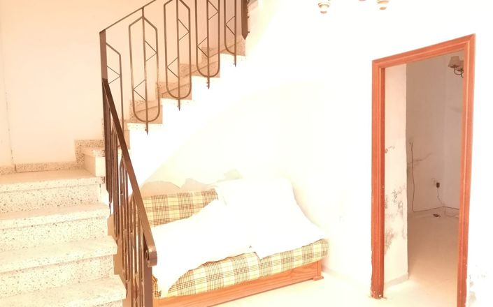 Image No.5-3 Bed House for sale