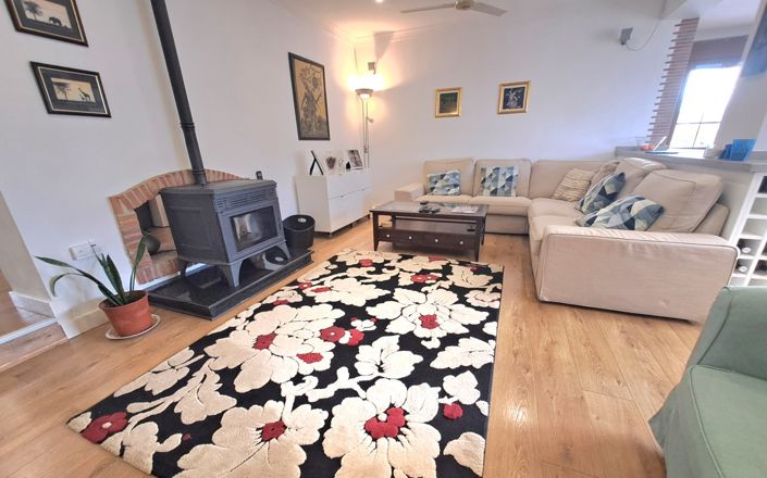 Image No.13-3 Bed House for sale