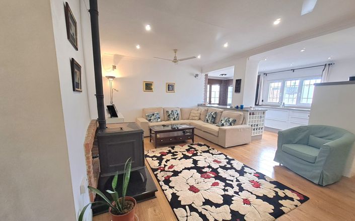 Image No.16-3 Bed House for sale