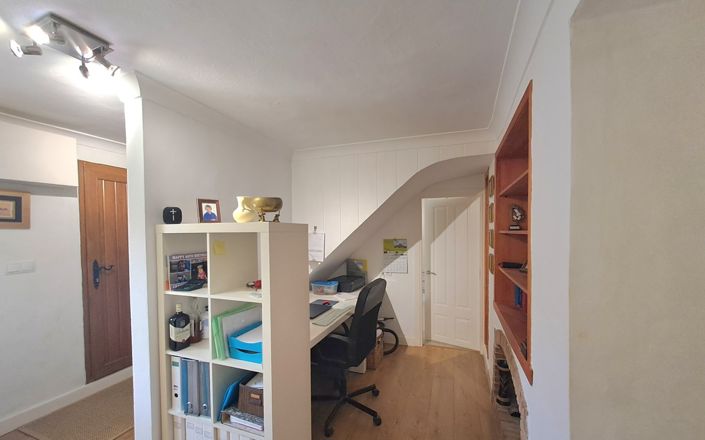 Image No.5-3 Bed House for sale