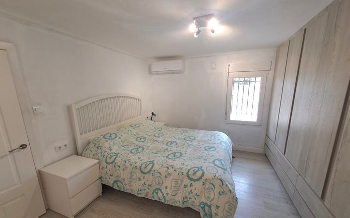 Image No.7-3 Bed House for sale