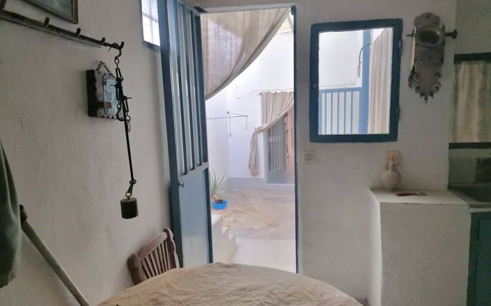 Image No.14-4 Bed House for sale