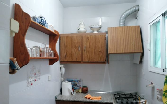 Image No.8-4 Bed House for sale