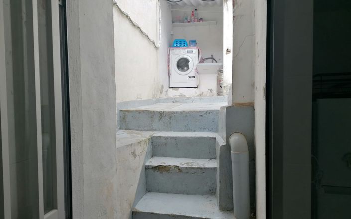 Image No.11-1 Bed House for sale