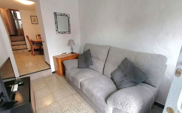 Image No.3-1 Bed House for sale