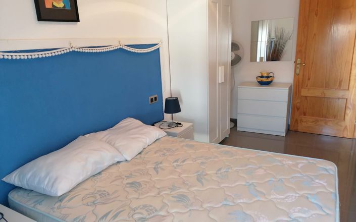 Image No.41-3 Bed House for sale