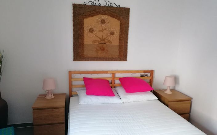 Image No.53-3 Bed House for sale