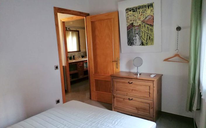 Image No.55-3 Bed House for sale