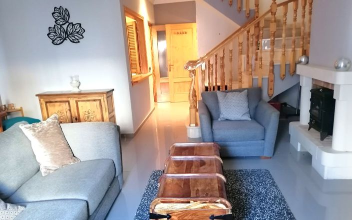 Image No.6-3 Bed House for sale