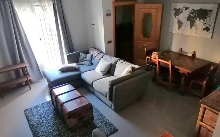 Image No.8-3 Bed House for sale