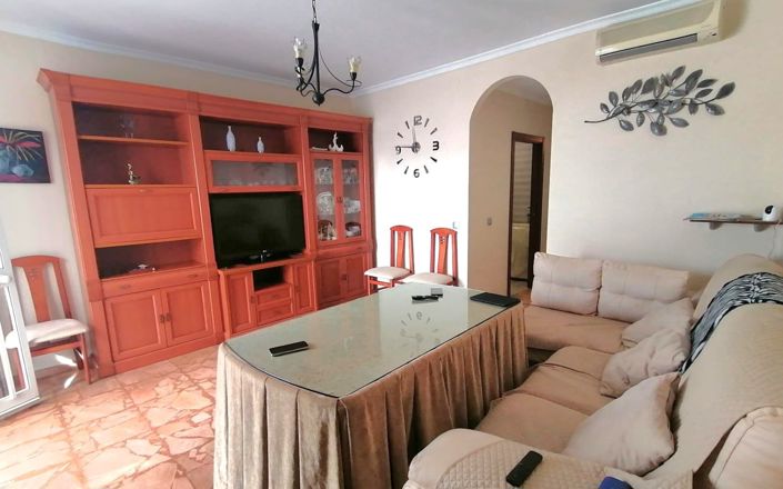 Image No.10-4 Bed House for sale