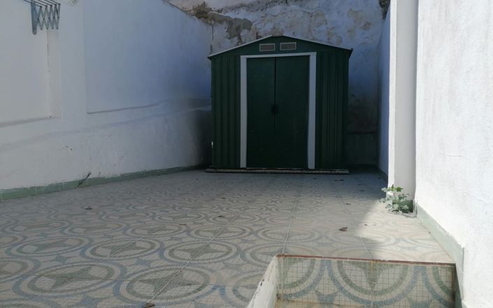 Image No.17-3 Bed House for sale