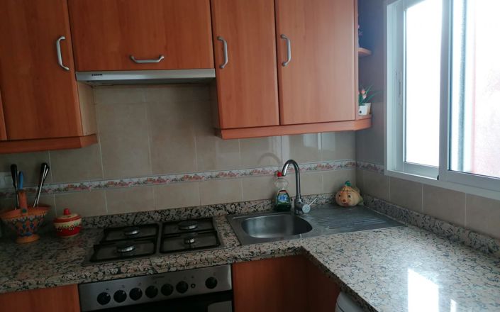 Image No.8-3 Bed House for sale