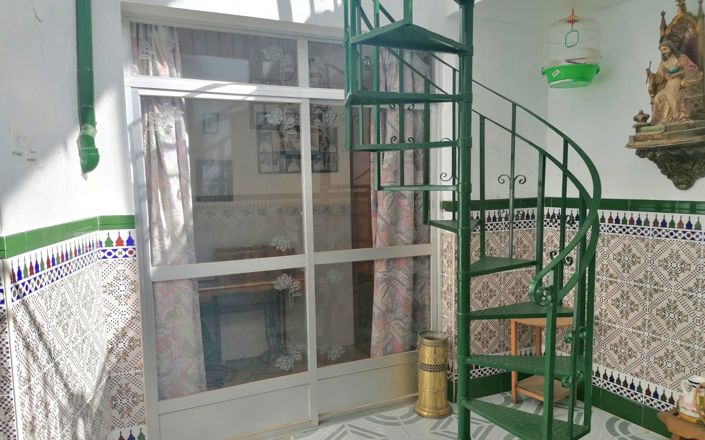 Image No.15-4 Bed House for sale