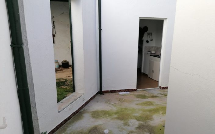 Image No.13-5 Bed House for sale