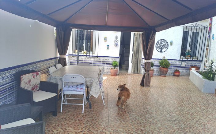 Image No.12-4 Bed House for sale