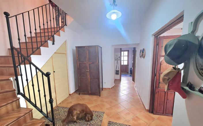 Image No.2-3 Bed House for sale