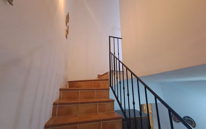 Image No.23-3 Bed House for sale