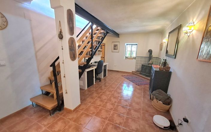 Image No.31-3 Bed House for sale