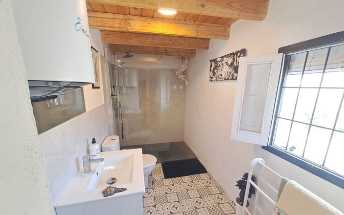 Image No.43-3 Bed House for sale