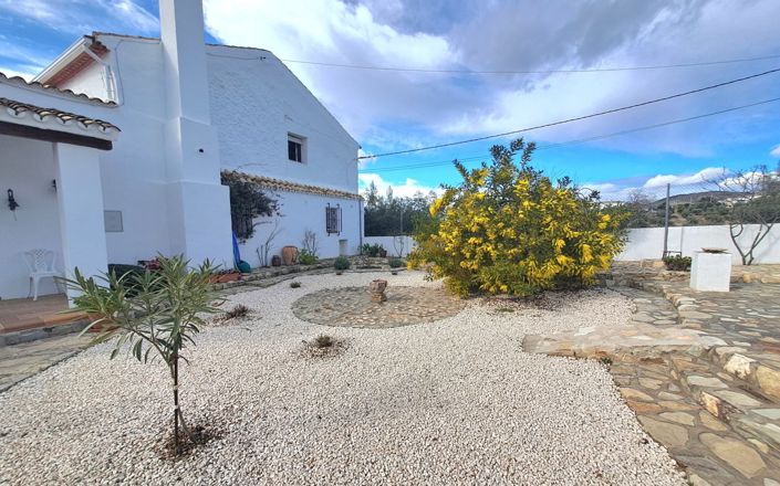 Image No.8-3 Bed House for sale