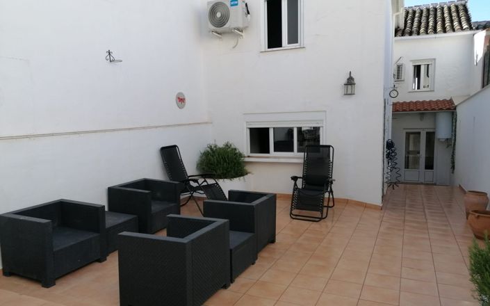 Image No.2-3 Bed House for sale