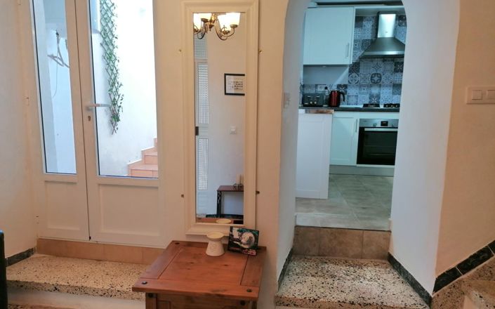 Image No.7-3 Bed House for sale