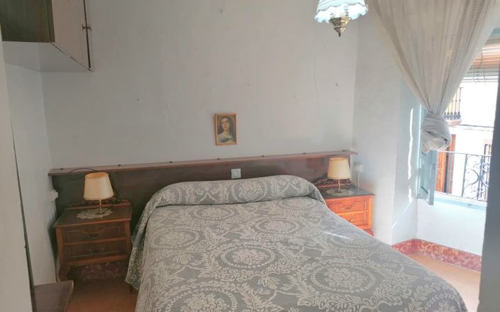 Image No.23-4 Bed House for sale