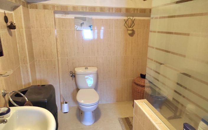 Image No.13-3 Bed House for sale