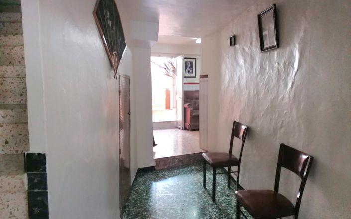 Image No.8-3 Bed House for sale