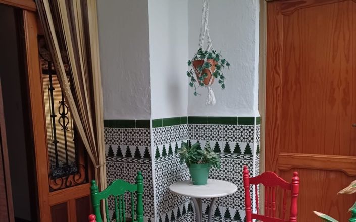 Image No.11-4 Bed House for sale