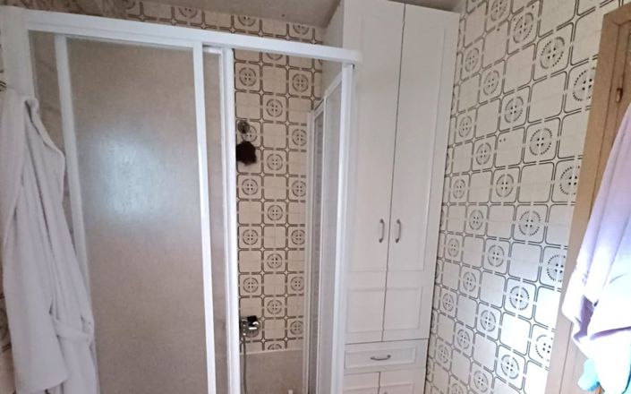 Image No.26-4 Bed House for sale