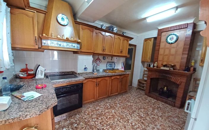 Image No.33-4 Bed House for sale