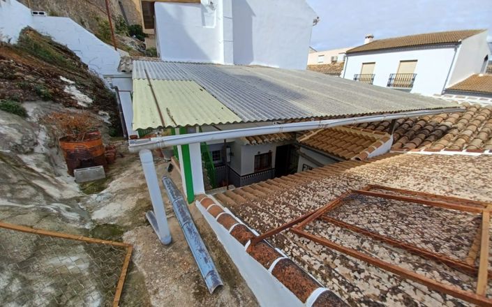 Image No.48-4 Bed House for sale