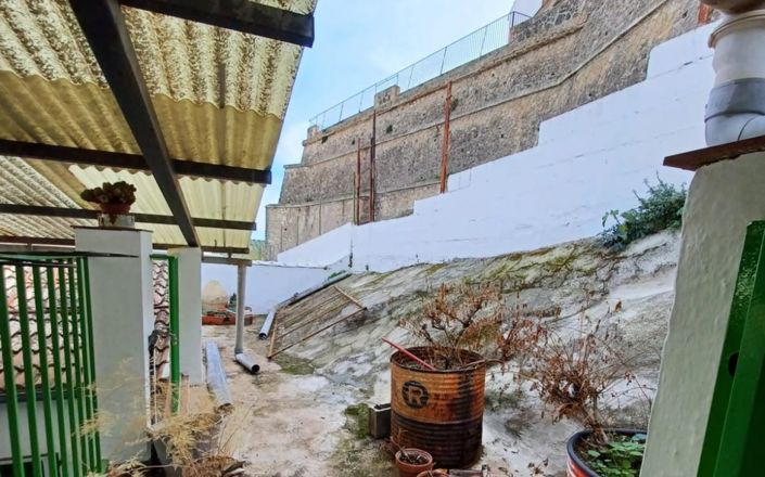 Image No.49-4 Bed House for sale