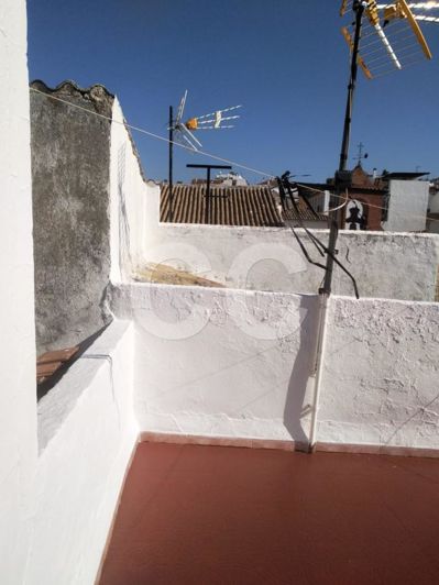 Image No.19-4 Bed House for sale