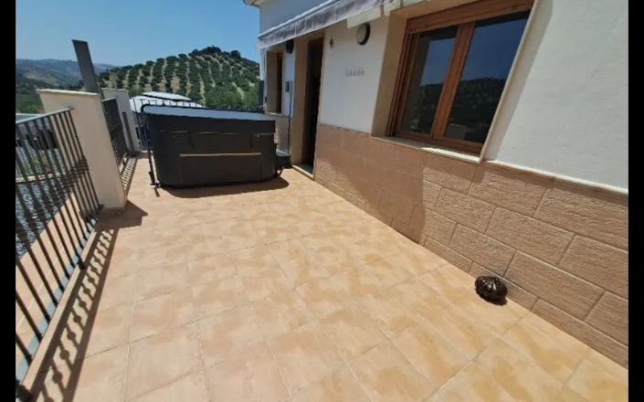 Image No.13-4 Bed House for sale