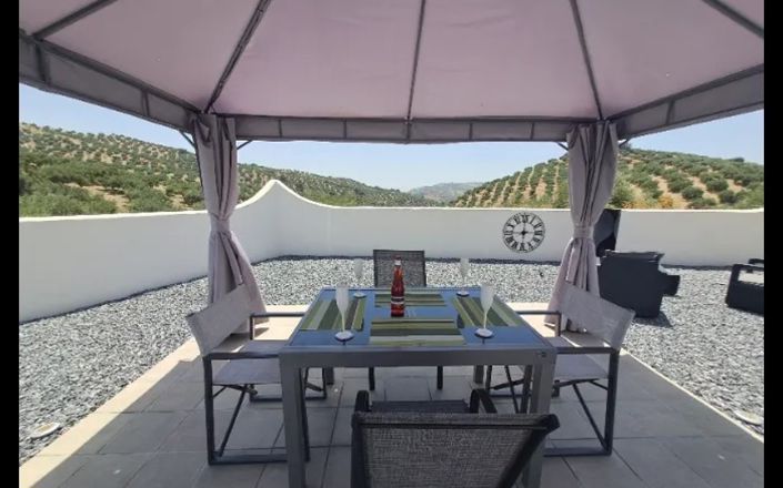 Image No.21-4 Bed House for sale