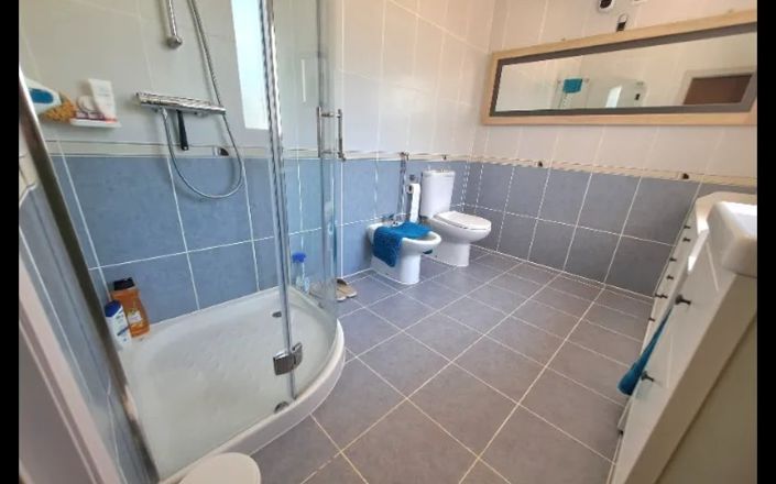 Image No.34-4 Bed House for sale