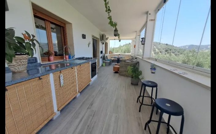 Image No.48-4 Bed House for sale