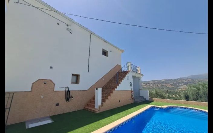 Image No.9-4 Bed House for sale