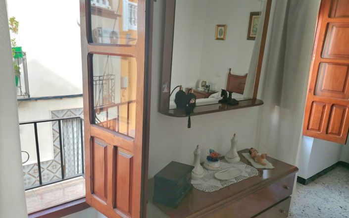 Image No.23-3 Bed House for sale