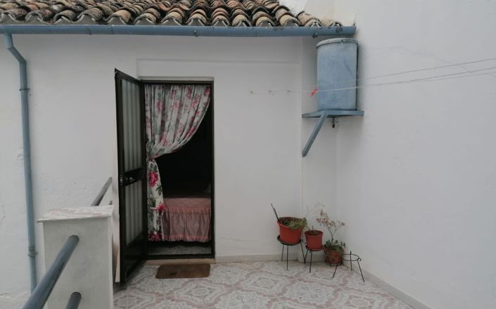 Image No.28-3 Bed House for sale