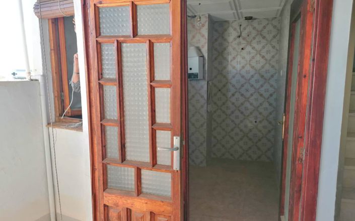 Image No.11-5 Bed House for sale