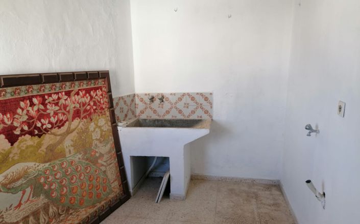 Image No.29-5 Bed House for sale