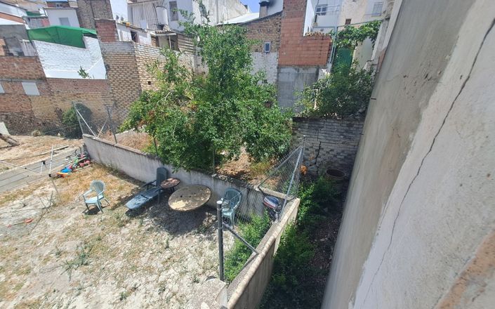 Image No.26-5 Bed House for sale